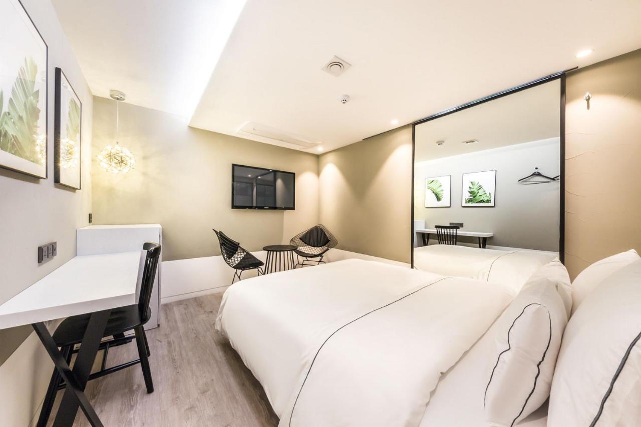 Forestar Hotel Sinchon Seul Esterno foto